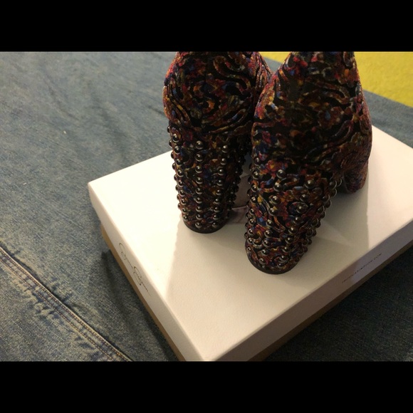 Jessica Simpson 7 Bainer Velvet Pump Studded Heels - Picture 3 of 5